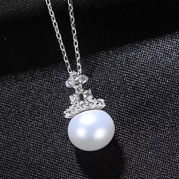 Beautiful Freshwater Pearl Drop Necklace - Picture 3 of 9